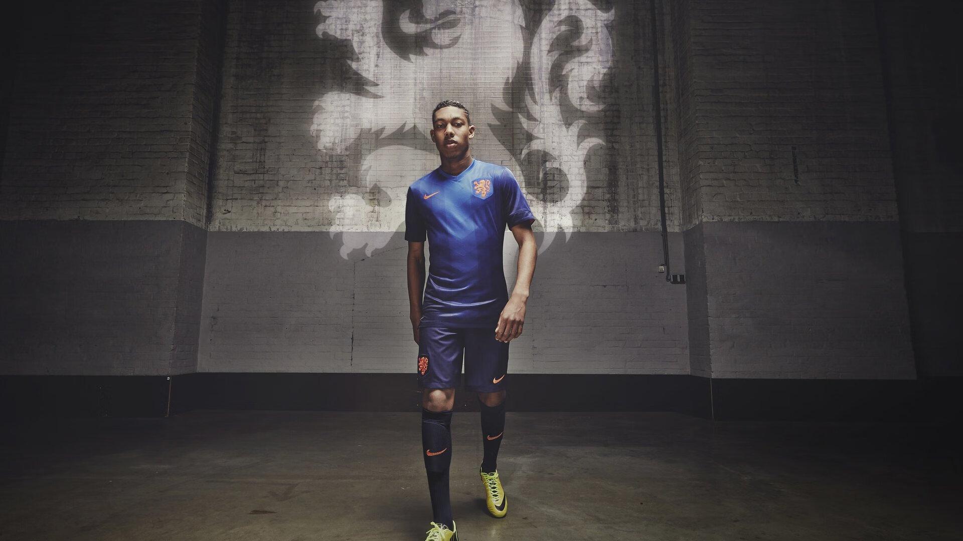 水晶宫主席公开抨击英超财务新规 力挺格拉斯纳并呼吁联赛竞争公平性